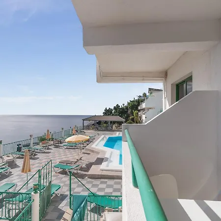 Paraiso Ocean View *