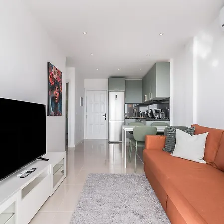 Paraiso Ocean View Apartmán